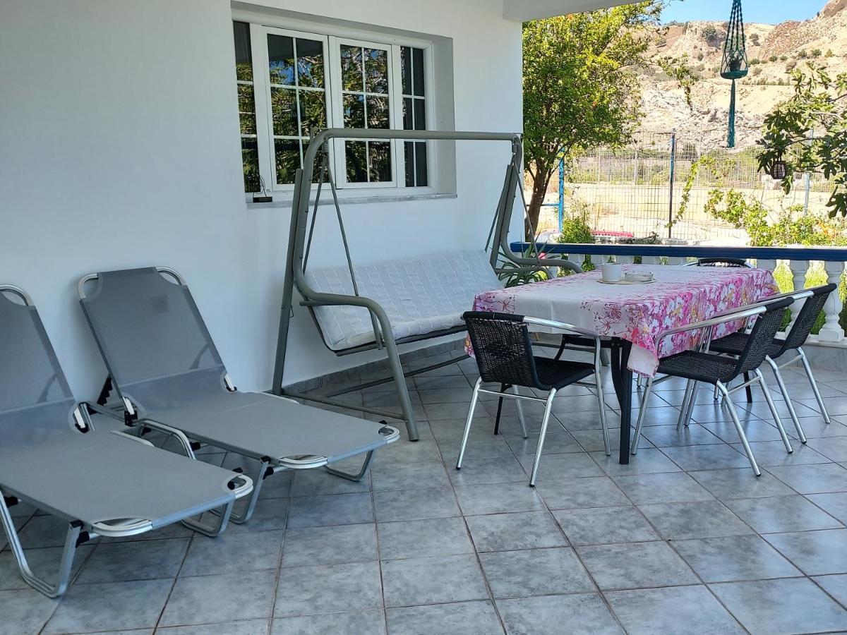 Stegna Villa *